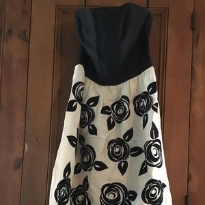 White House black market dress
